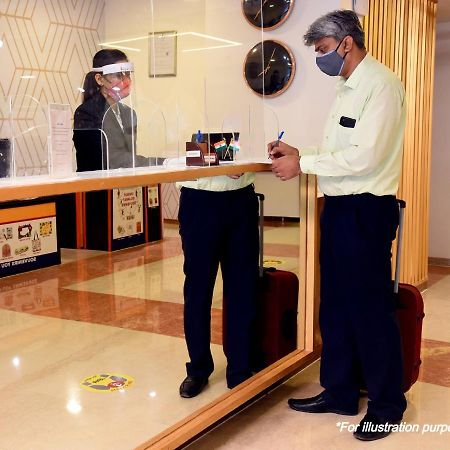 Oyo 60577 Sukhmani Residency Hotel Индор Екстериор снимка