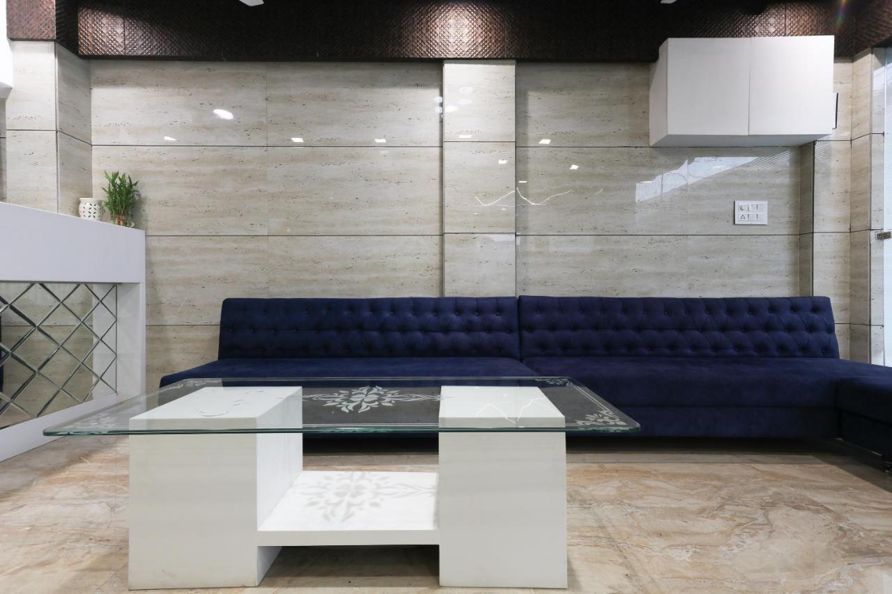 Oyo 60577 Sukhmani Residency Hotel Индор Екстериор снимка